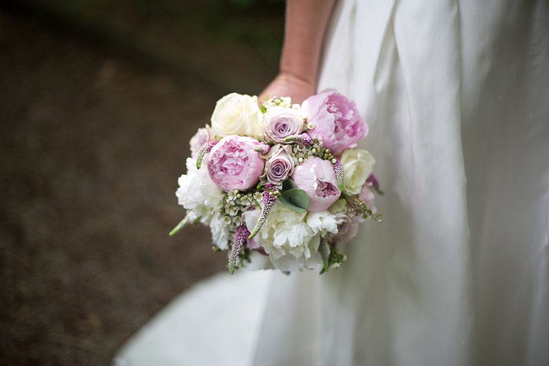 Bridal bouquet photography